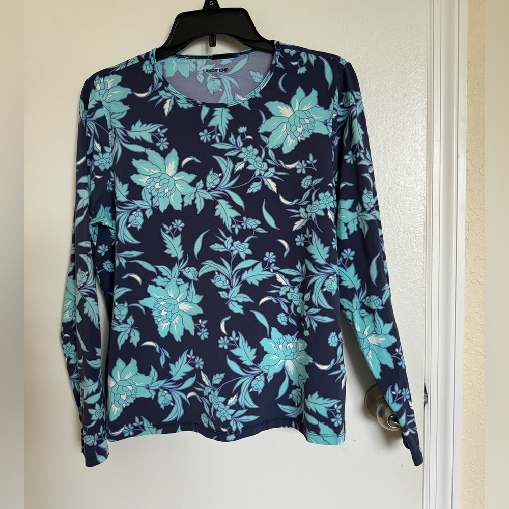 Lands’end Women’s Swim Tee, M🦋